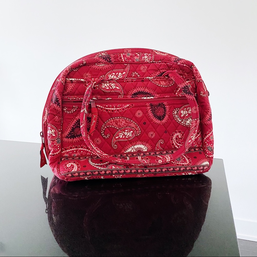 ❤️ Vera Bradley Retired Red Mesa Paisley Bag